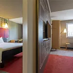 Ibis Paris Eglise Szálloda 3*
