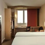 Ibis Paris Eglise Szálloda 3*