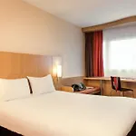 Ibis Paris Eglise Szálloda 3*
