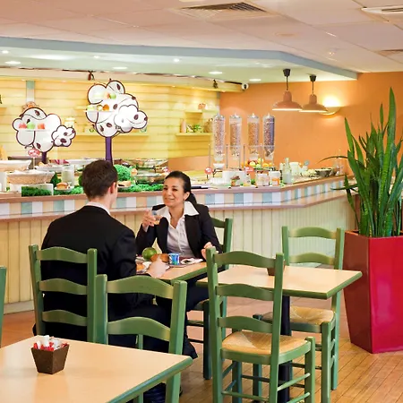 Hotel Ibis Paris Eglise