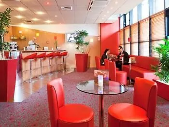 Ibis Paris Eglise Hotel 3*