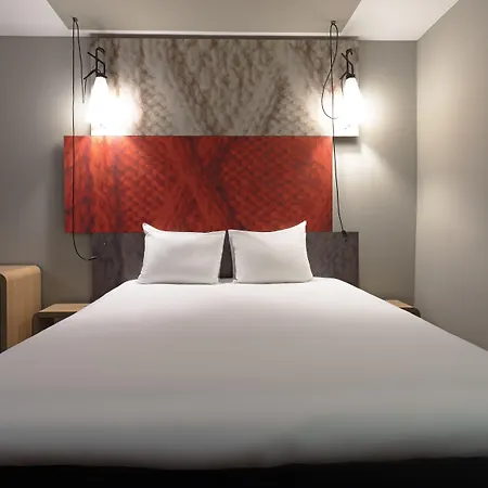 Ibis Paris Eglise Hotel 3*