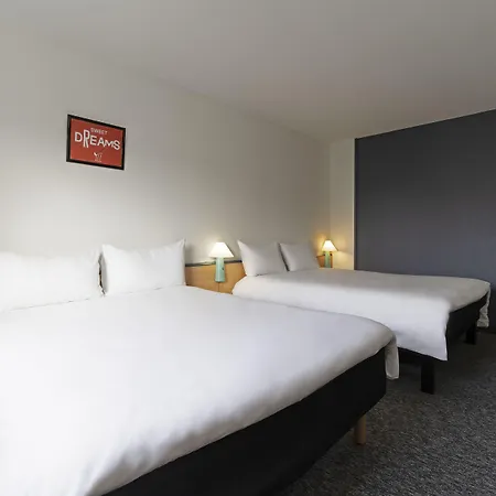 Otel Ibis Paris Eglise