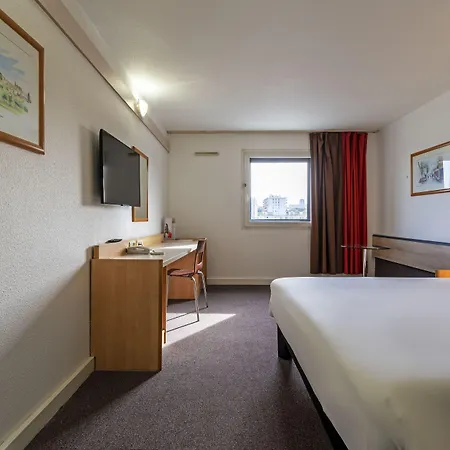 Ibis Paris Eglise Hotel