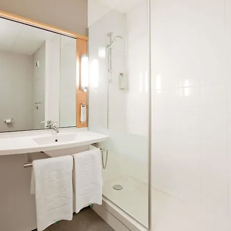 Hotel Ibis Paris Eglise Pantin