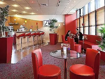 Otel Ibis Paris Eglise