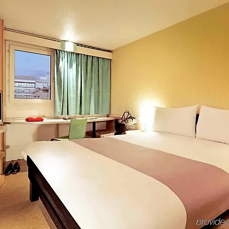 Ibis Paris Eglise