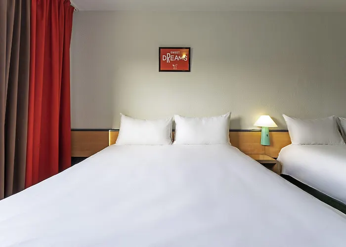 إيبيس باريس بانتين إغليس 3*
